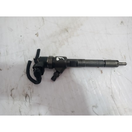 Recambio de inyector para peugeot bipper tepee basis referencia OEM IAM 0445110351  