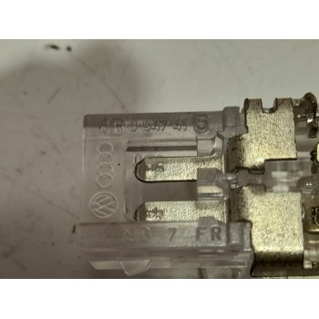 Recambio de luz interior para seat exeo berlina (3r2) 2.0 tdi referencia OEM IAM 4B0947415  