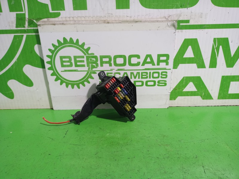 Recambio de caja reles / fusibles para volkswagen golf vi (5k1) advance referencia OEM IAM 1K1941824  