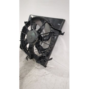 Recambio de electroventilador para kia cee´d hatchback (ed) 1.6 crdi 90 referencia OEM IAM 253801H680  
