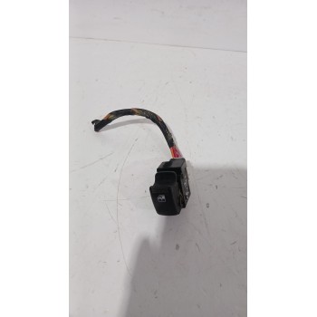 Recambio de mando elevalunas trasero izquierdo para hyundai tucson (jm) 2.0 crdi referencia OEM IAM 935802E000LM  