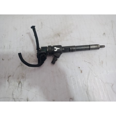 Recambio de inyector para peugeot bipper tepee basis referencia OEM IAM 0445110351  