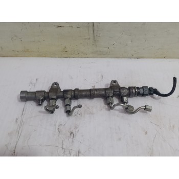 Recambio de rampa inyectora para peugeot bipper tepee basis referencia OEM IAM 0445214217  