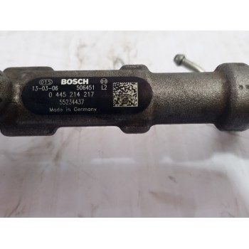 Recambio de rampa inyectora para peugeot bipper tepee basis referencia OEM IAM 0445214217  