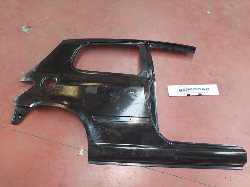 Recambio de panel lateral para peugeot 307 (s1) referencia OEM IAM 8526R6  