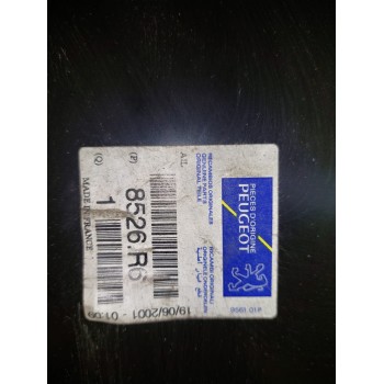 Recambio de panel lateral para peugeot 307 (s1) referencia OEM IAM 8526R6  