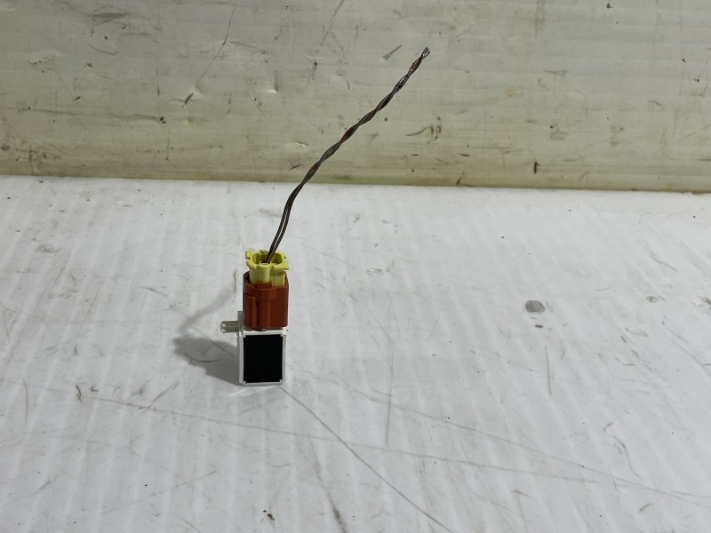 Recambio de sensor para fiat 500 cabrio (150) aniversario referencia OEM IAM 51854049  