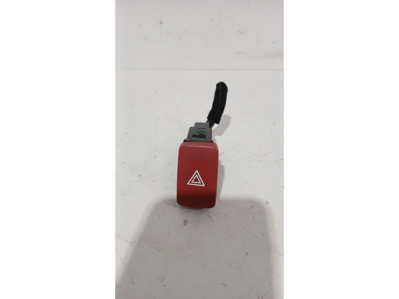 Recambio de warning para hyundai tucson (jm) 2.0 crdi referencia OEM IAM 937902E000  