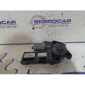 Recambio de motor elevalunas delantero izquierdo para renault megane iii sport tourer 1.6 dci diesel fap referencia OEM IAM 0130