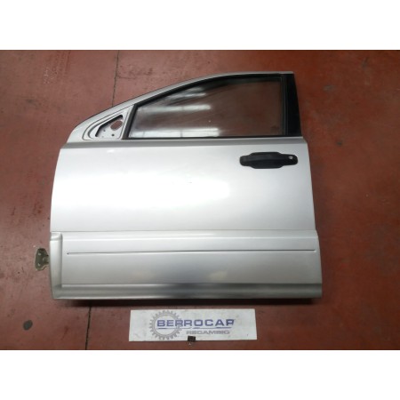 Recambio de puerta delantera izquierda para kia sorento 2.5 crdi referencia OEM IAM 76003-3E111  
