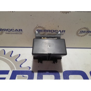 Recambio de moldura interior para land rover freelander (lr2) 2.2 td4 cat referencia OEM IAM 6H52 C8A254  