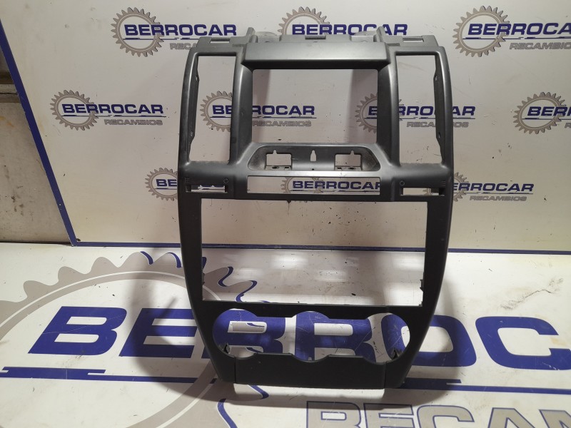 Recambio de moldura interior para land rover freelander (lr2) 2.2 td4 cat referencia OEM IAM 6H5X A014L20  