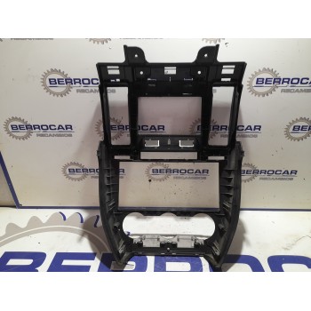 Recambio de moldura interior para land rover freelander (lr2) 2.2 td4 cat referencia OEM IAM 6H5X A014L20  