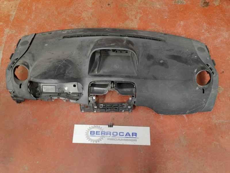 Recambio de salpicadero para renault kangoo 1.5 dci diesel fap referencia OEM IAM 8200587060  