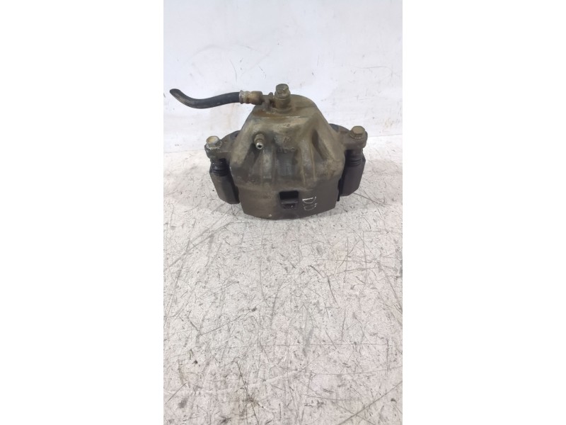 Recambio de pinza de freno delantera derecha para hyundai tucson (jm) 2.0 crdi referencia OEM IAM Bc141092  