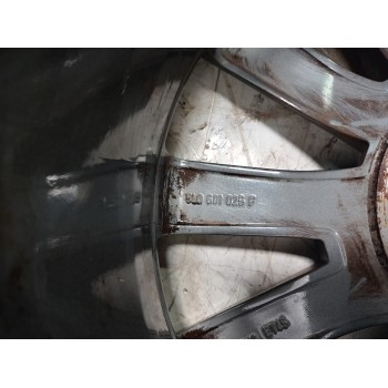 Recambio de llanta para skoda yeti active referencia OEM IAM 5L0601025  