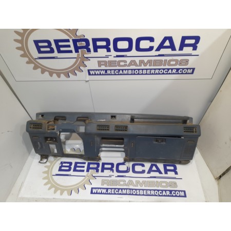 Recambio de salpicadero para mitsubishi montero (l040) 2.5 turbodiesel referencia OEM IAM MB832320  