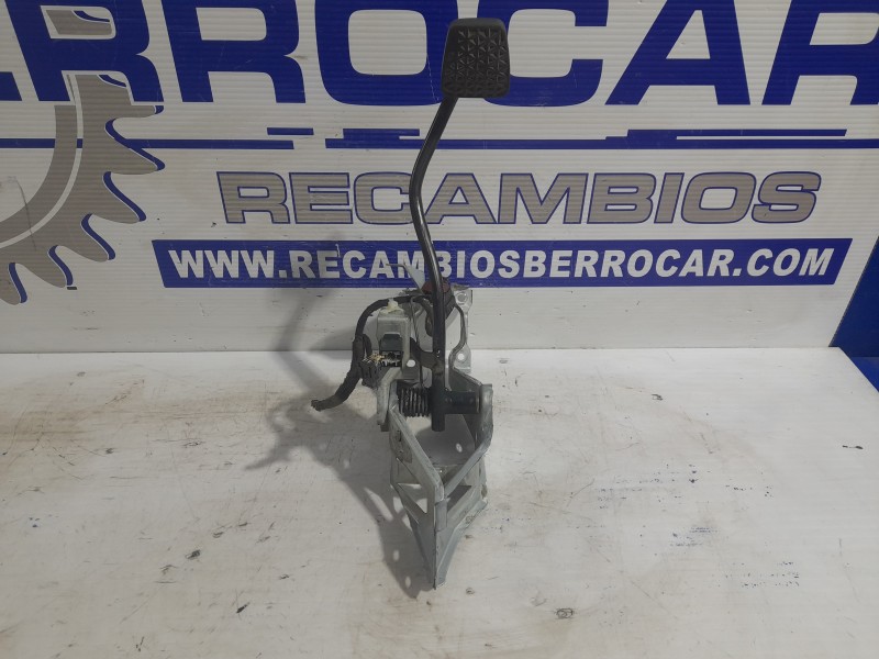 Recambio de pedal freno para opel astra h ber. 1.7 16v cdti referencia OEM IAM 5560327  