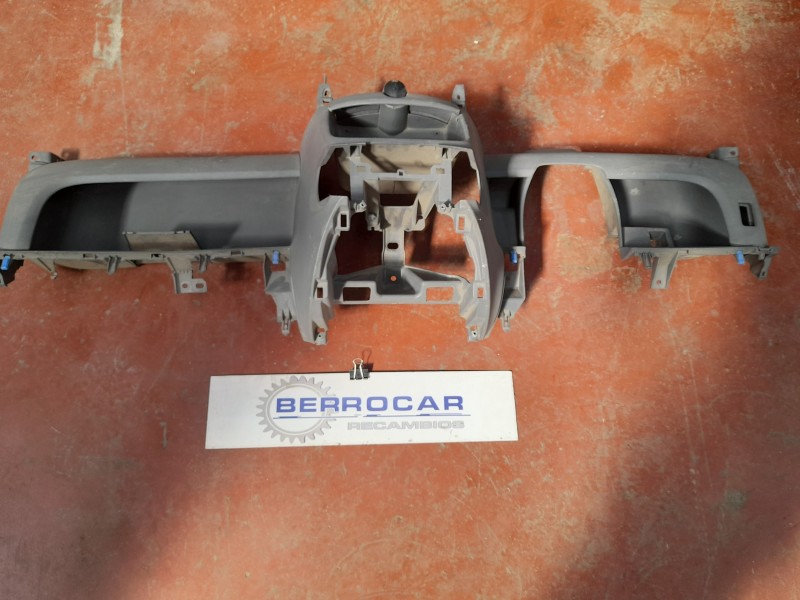 Recambio de salpicadero para peugeot 107 1.0 cat (384f) referencia OEM IAM 553030H010  