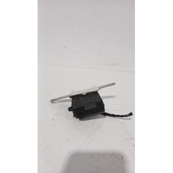 Recambio de motor apertura trampilla para hyundai tucson (jm) 2.0 crdi referencia OEM IAM H400730530  