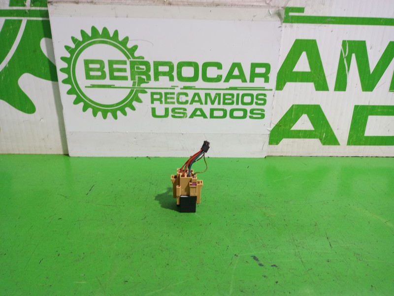 Recambio de rele para volkswagen golf vi (5k1) advance referencia OEM IAM 4H0937529  