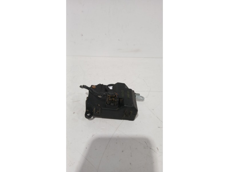 Recambio de motor apertura trampilla para hyundai tucson (jm) 2.0 crdi referencia OEM IAM H400730530  