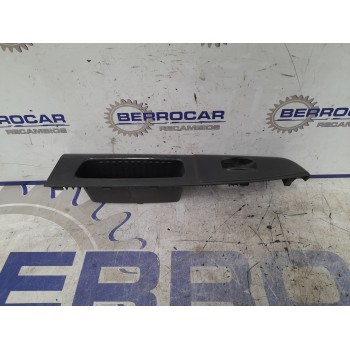 Recambio de mando elevalunas delantero derecho para hyundai getz (tb) 1.1 12v cat referencia OEM IAM 935801C100  