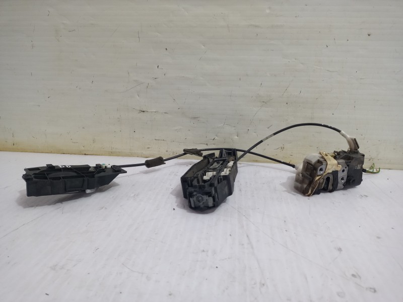 Recambio de cerradura puerta delantera derecha para peugeot 508 allure referencia OEM IAM A02521  