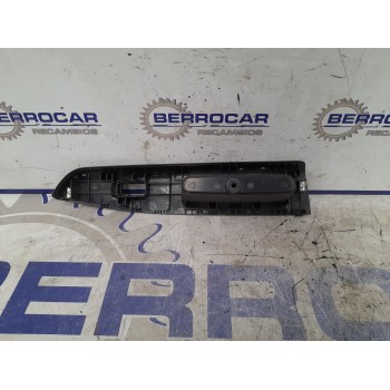 Recambio de mando elevalunas delantero derecho para hyundai getz (tb) 1.1 12v cat referencia OEM IAM 935801C100  