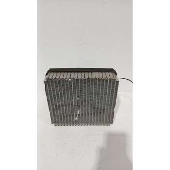 Recambio de evaporador aire acondicionado para hyundai tucson (jm) 2.0 crdi referencia OEM IAM 971392E210  