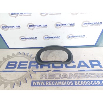 Recambio de molduras para opel corsa d referencia OEM IAM 13205180  