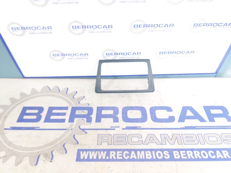 Recambio de molduras para skoda spaceback (5h) 1.6 tdi referencia OEM IAM 5JA858415  