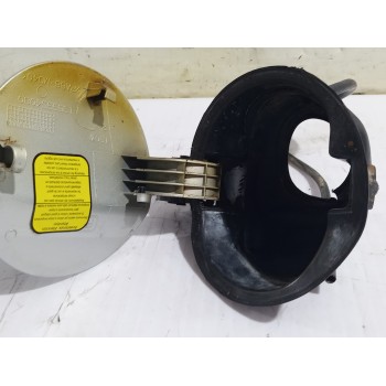 Recambio de tapa exterior combustible para peugeot bipper tepee basis referencia OEM IAM 1353354080  