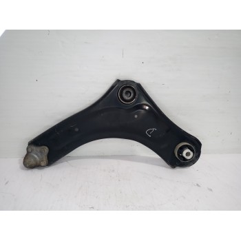 BRAZO SUSPENSION INFERIOR DELANTERO DERECHO 545006560R 