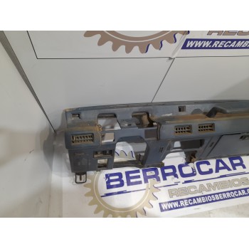 Recambio de salpicadero para mitsubishi montero (l040) 2.5 turbodiesel referencia OEM IAM MB832320  