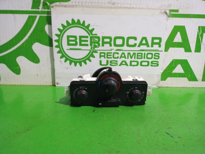 Recambio de mando calefaccion / aire acondicionado para renault kangoo profesional referencia OEM IAM 5N8440100  
