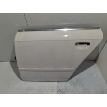 Recambio de puerta trasera izquierda para seat exeo berlina (3r2) 2.0 tdi referencia OEM IAM 3R0833051  