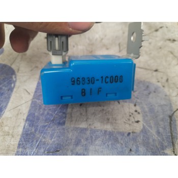 Recambio de rele para hyundai getz (tb) 1.1 12v cat referencia OEM IAM 968301C000  