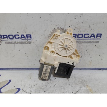 Recambio de motor elevalunas trasero derecho para renault megane iii sport tourer 1.6 dci diesel fap referencia OEM IAM 82730654