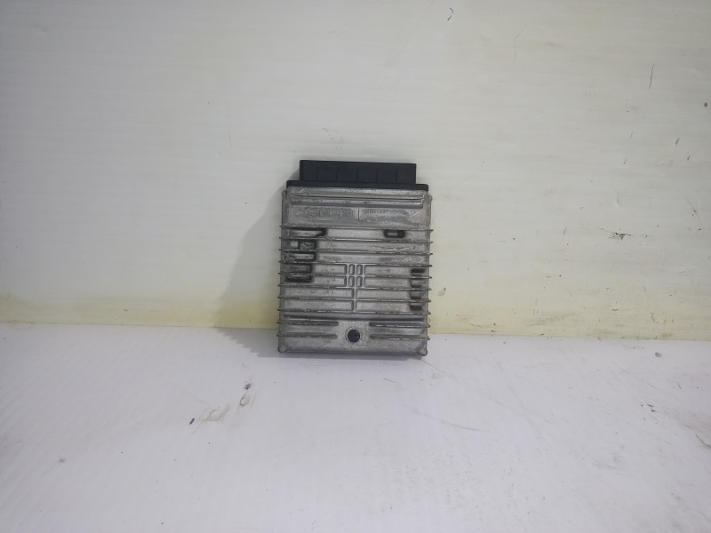 Recambio de centralita motor uce para ford mondeo berlina (ge) ghia (06.2003) (d) referencia OEM IAM 4S7112A650JC  