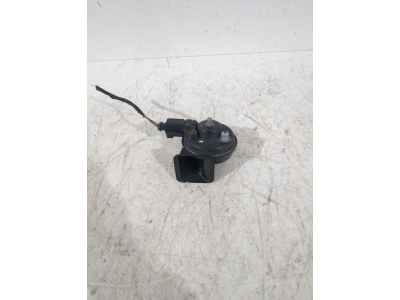 Recambio de claxon para volkswagen t-cross (c11, d31) 1.0 tsi referencia OEM IAM 5Q0951221D  