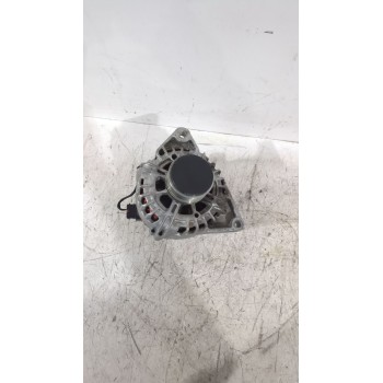Recambio de alternador para kia cee´d hatchback (ed) 1.6 crdi 90 referencia OEM IAM 373002A500  