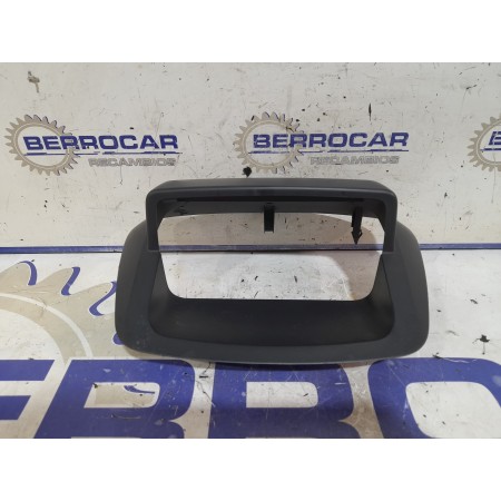 Recambio de moldura para renault megane iii sport tourer 1.6 dci diesel fap referencia OEM IAM 628700004R  