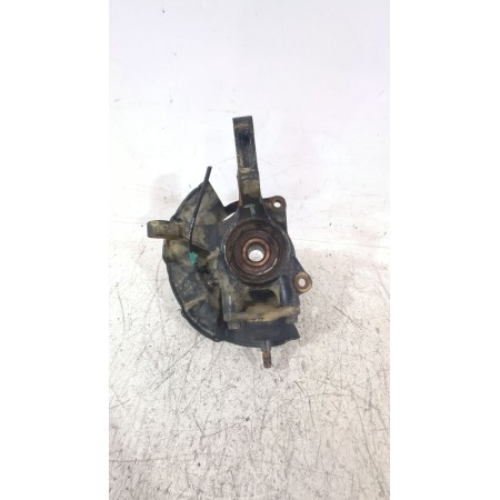 Recambio de mangueta delantera izquierda para hyundai tucson (jm) 2.0 crdi referencia OEM IAM 517152E100  