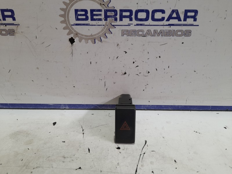 Recambio de warning para toyota avensis berlina (t25) 1.8 16v cat referencia OEM IAM 157963  