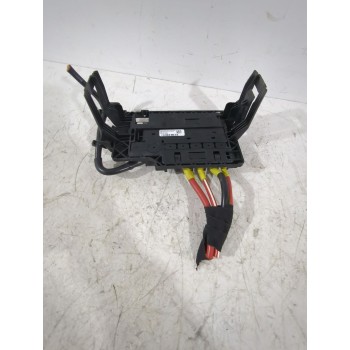 CAJA RELES / FUSIBLES 2Q0937548D 