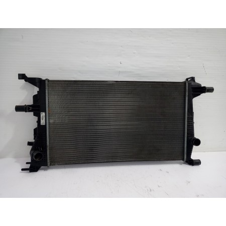 Recambio de radiador agua para renault scenic iii bose edition referencia OEM IAM 214105150R  