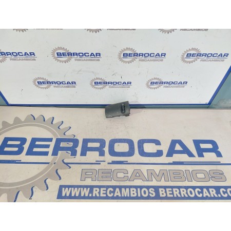 Recambio de mando regulador luces para renault kangoo referencia OEM IAM 8200695171  
