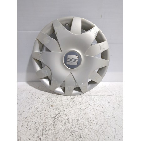 Recambio de tapacubos para seat ibiza iii (6l1) 1.4 tdi referencia OEM IAM 6L0601147F  