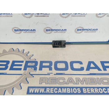 Recambio de mando regulador luces para renault kangoo referencia OEM IAM 8200695171  